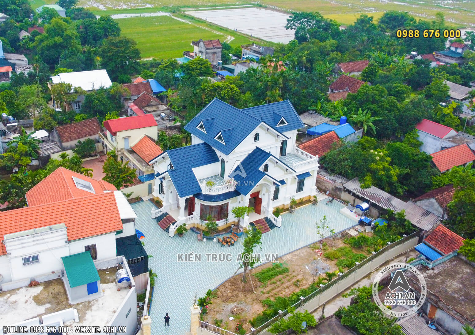 Toàn cảnh công trình thực tế mẫu nhà 1,5 tầng mái Thái khi nhìn từ trên cao xuống