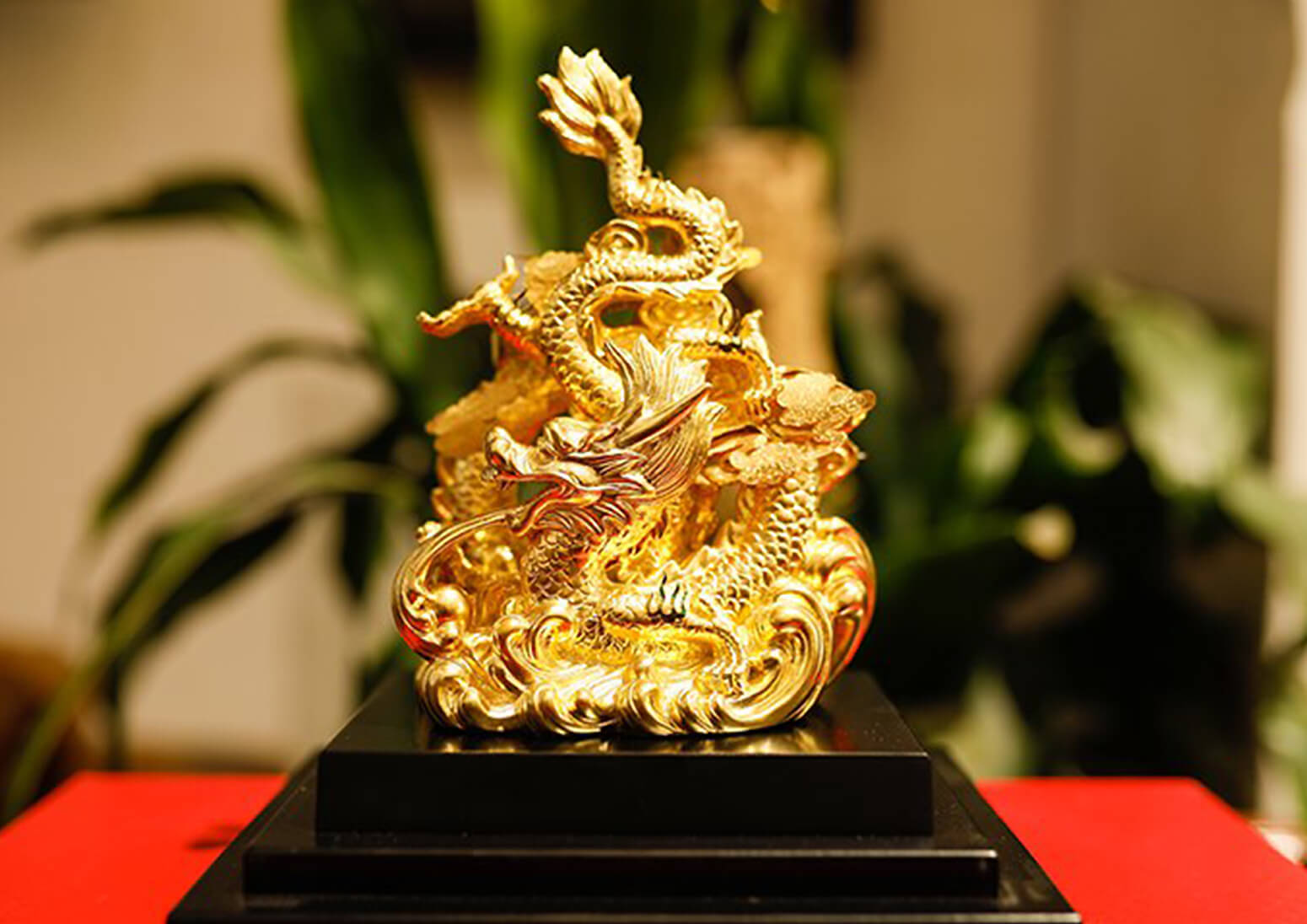 Linh vật phong thủy tuổi Canh Thìn 1940-2000